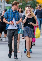 Jamie Strachan & Dakota Fanning