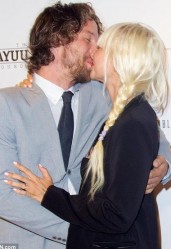 Erik Anders Lang & Sia?