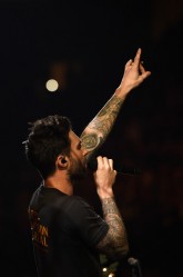 Adam Levine ("Maroon 5")