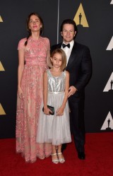 Rhea Durham, Ella (11) & Mark Wahlberg