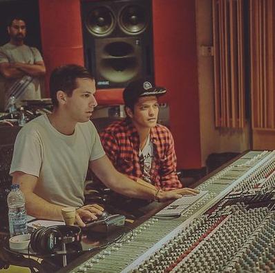 Mark Ronson & Bruno Mars