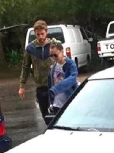 Liam Hemsworth & Miley Cyrus