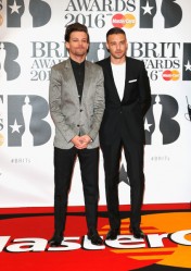 Louis Tomlinson & Liam Payne (22)