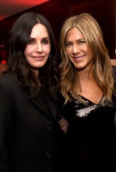 Courteney Cox & Jennifer Aniston