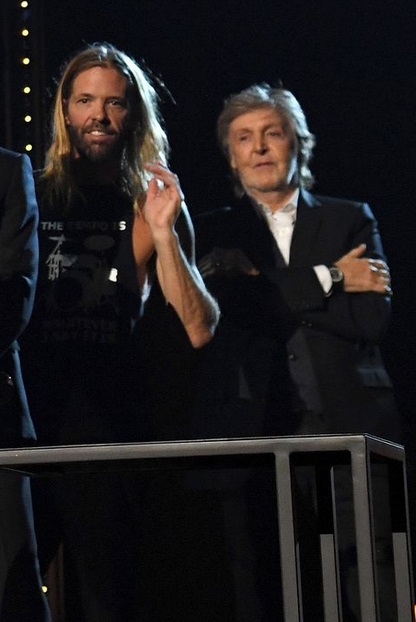 Taylor Hawkins & Paul McCartney